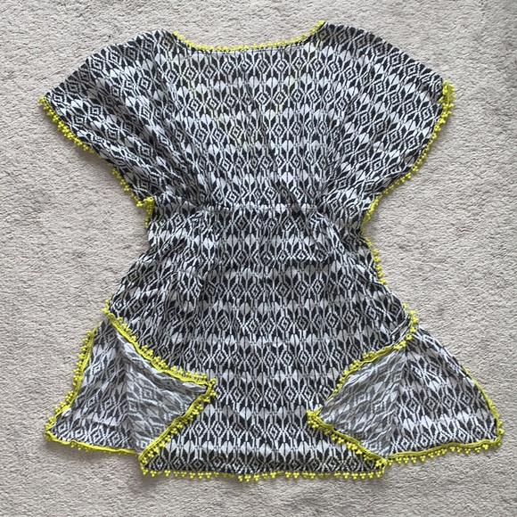 OLD NAVY Geometric Swim Cover-Up - Picture 3 of 4